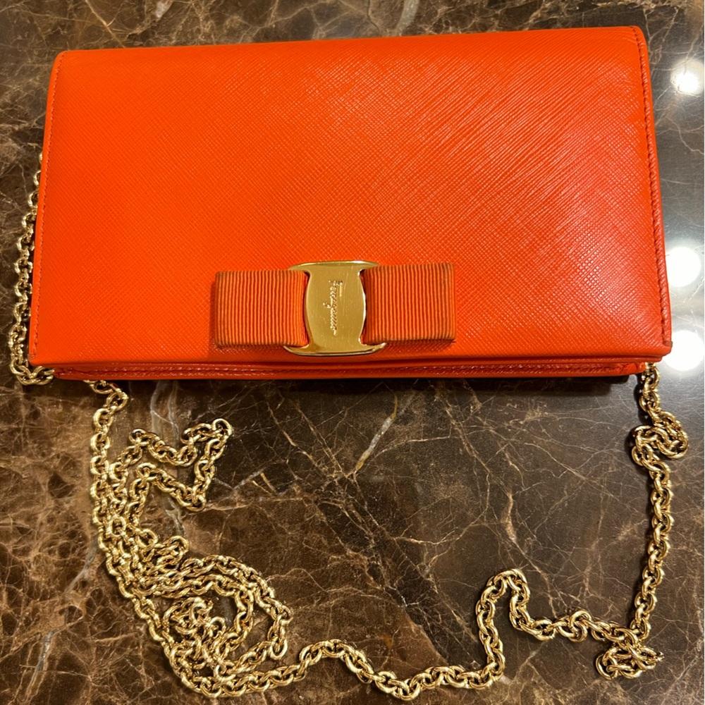 Salvatore Ferragamo Orange Vara Bow Wallet on Chain Leather